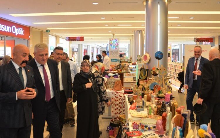 TRSM danışanlarından el emeği sergi TRSM danışanlarından el emeği sergi