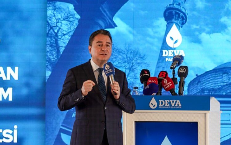 Babacan: Kredi dilenmek Türkiye’ye yakışmıyor Babacan: Kredi dilenmek Türkiye’ye yakışmıyor