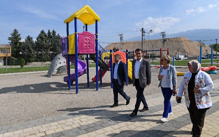 Osmangazi’de parklar yenileniyor Osmangazi’de parklar yenileniyor