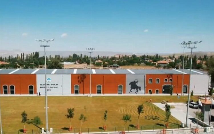 Kayseri Büyükşehir’den ‘At Pansiyonu’ hizmeti Kayseri Büyükşehir’den ‘At Pansiyonu’ hizmeti