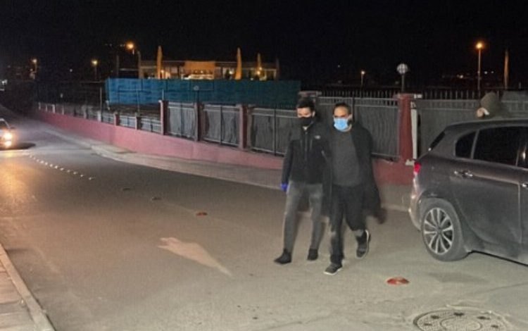 Adıyaman’da kovalamaca sonucu 2 gözaltı Adıyaman’da kovalamaca sonucu 2 gözaltı