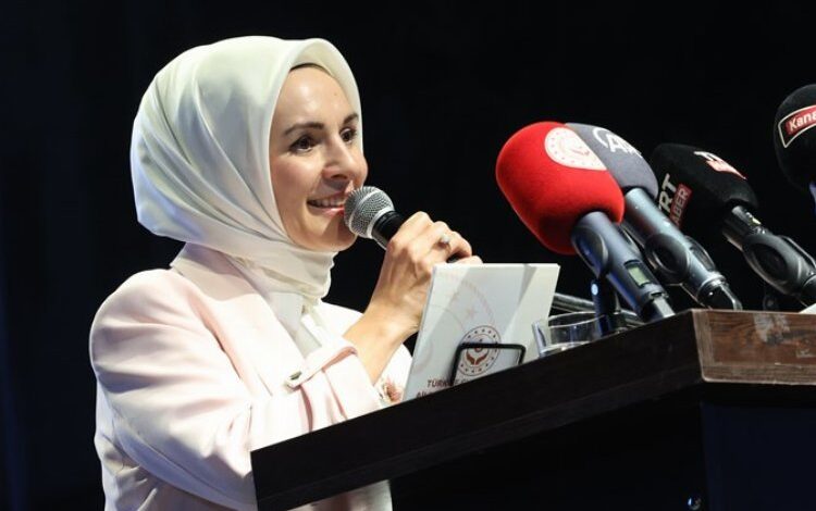 Aile ve Sosyal Hizmetler 81 İlde ‘Aile Çalıştayı’ düzenleyecek Aile ve Sosyal Hizmetler 81 İlde ‘Aile Çalıştayı’ düzenleyecek