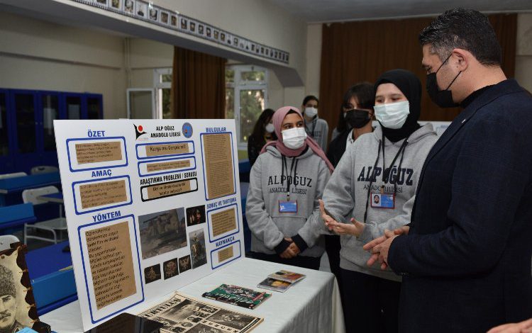 İzmir Aliağa’da TÜBİTAK Bilim Şenliği İzmir Aliağa’da TÜBİTAK Bilim Şenliği