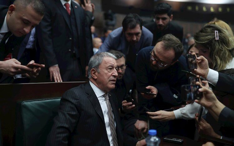 Bakan Akar: Tahıl sevkiyatına 24 milyon ton aşıldı Bakan Akar: Tahıl sevkiyatına 24 milyon ton aşıldı