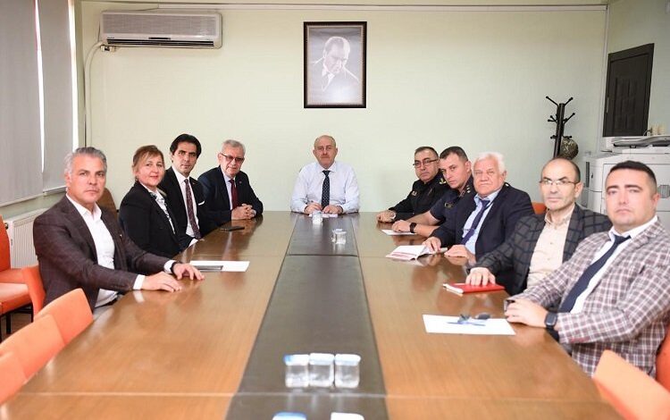 Edirne’de Cumhuriyetin 100’üncü yılı etkinlikleri konuşuldu Edirne’de Cumhuriyetin 100’üncü yılı etkinlikleri konuşuldu