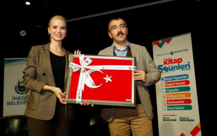 Bursa İnegöl’de final ‘Pelin Çift’ ile yapıldı