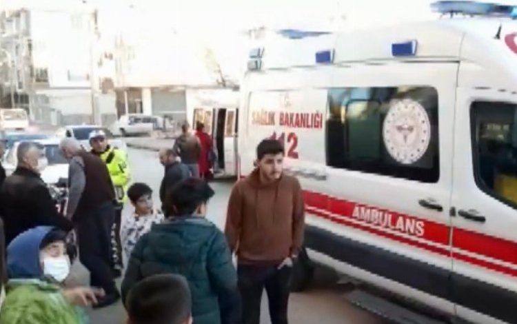 Adıyaman’da minibüs çocuğa çarptı! Adıyaman’da minibüs çocuğa çarptı!