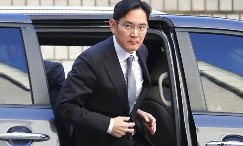 Samsung’un eski yöneticisine şartlı tahliye! Samsung’un eski yöneticisine şartlı tahliye!