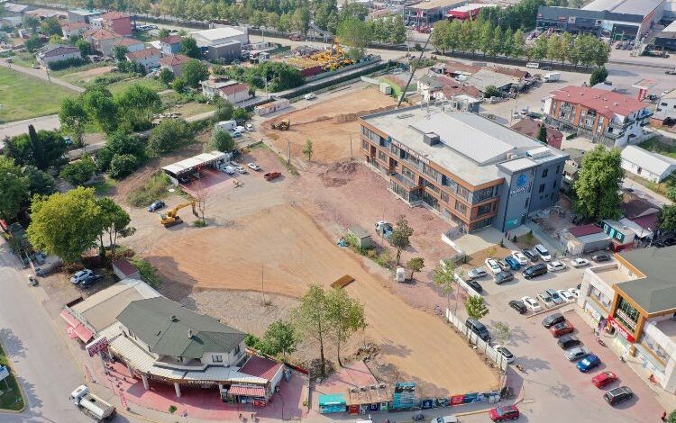 Başiskele Yeşilyurt Mahallesi meydana çıkıyor