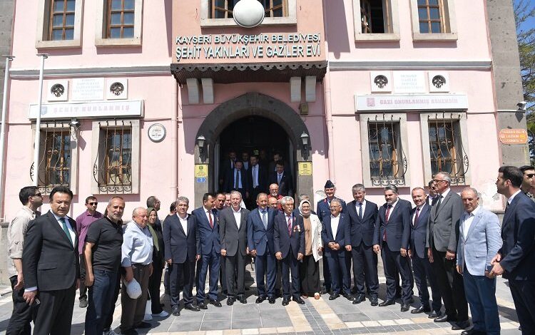 Kayseri protokolü bayramlaşma töreninde