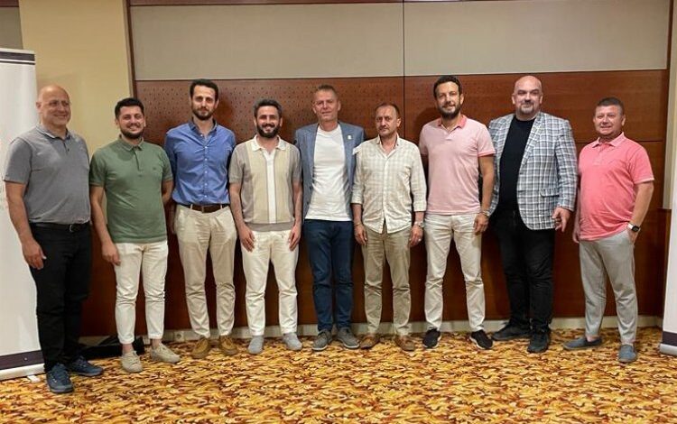 ARNİAD ilk genel kurulunu yaptı ARNİAD ilk genel kurulunu yaptı