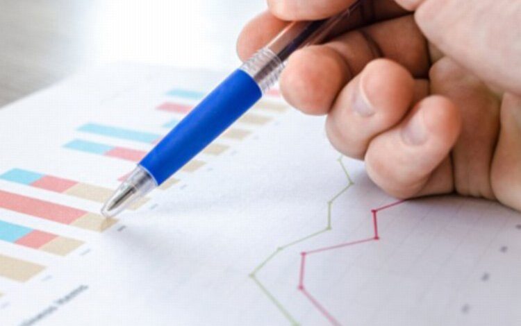 Güven hizmette azaldı, ticarette arttı Güven hizmette azaldı, ticarette arttı