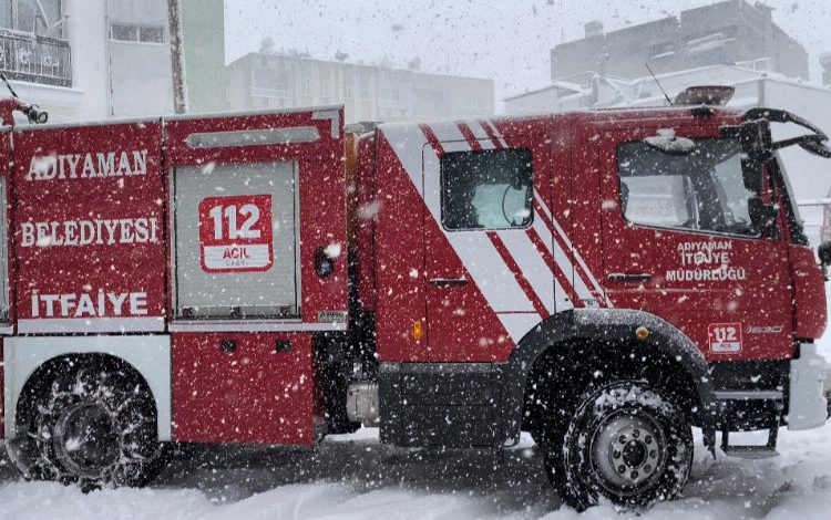 Elektrikli sobadan çıkan yangın korkuttu