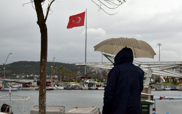 Ege kıyılarında fırtına etkili olacak Ege kıyılarında fırtına etkili olacak