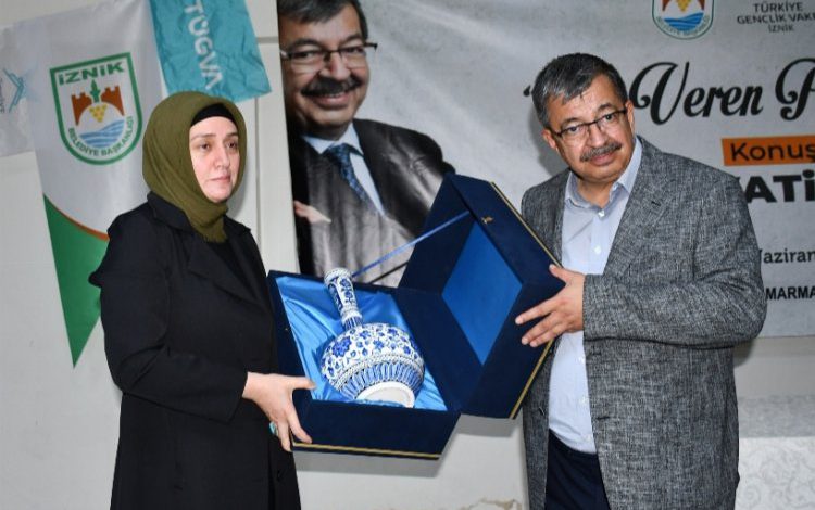 Hayati İnanç, Bursa’da İzniklilerle buluştu Hayati İnanç, Bursa’da İzniklilerle buluştu