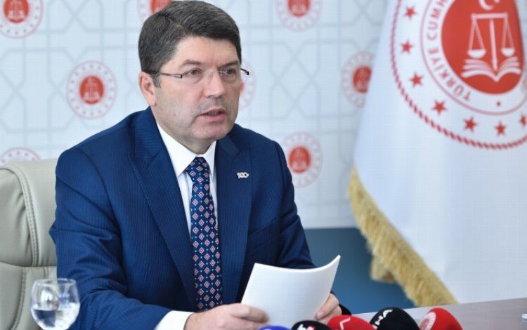 Bakan Tunç: Adaleti esas yönetimi kararlılıkla sürdüreceğiz