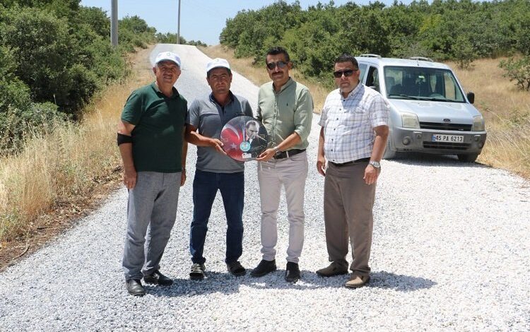 Manisa Büyükşehir Kırkağaç’ta yol konforunu arttırdı Manisa Büyükşehir Kırkağaç’ta yol konforunu arttırdı