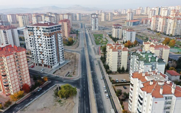 Kayseri Kocasinan’da Başkan Çolakbayrakdar’dan asfalt mesaisi Kayseri Kocasinan’da Başkan Çolakbayrakdar’dan asfalt mesaisi