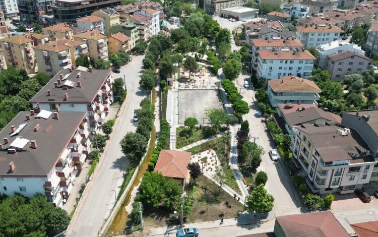 Körfez Yarımca Meydanında sona doğru