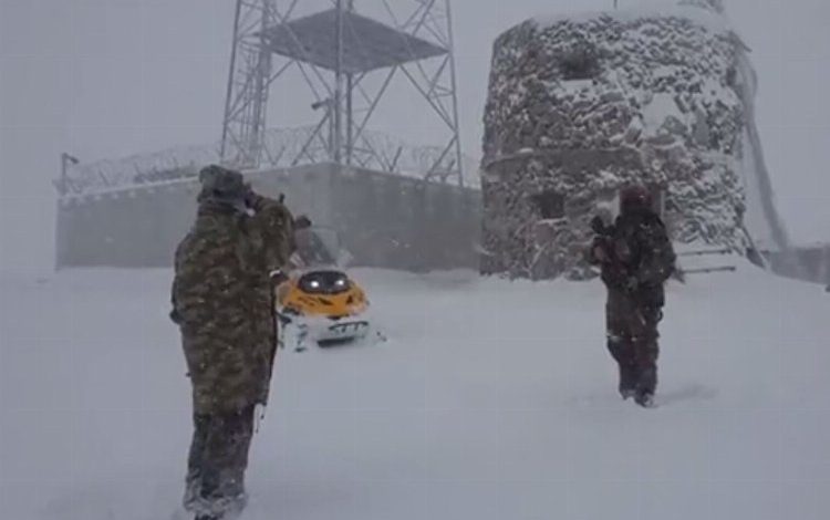 Eksi 39 derecede vatan nöbeti!