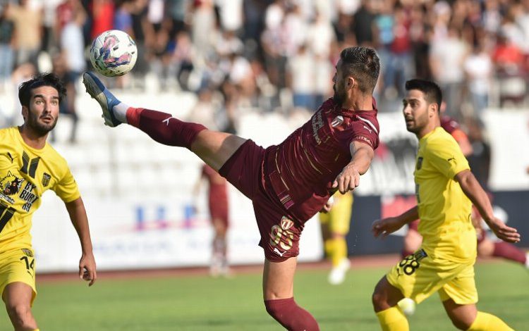 İnegölspor ‘İdare’yi ele aldı
