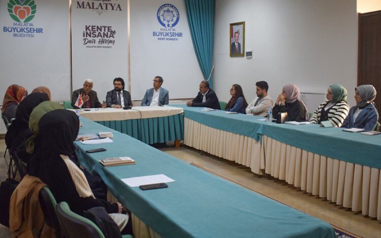 Malatya’da gençler tahlille ‘yeni ufuklar’ kazanıyor Malatya’da gençler tahlille ‘yeni ufuklar’ kazanıyor