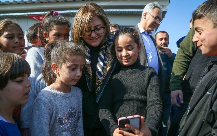 Başkan Şahin, Nurdağı’nda çalışmaları inceledi