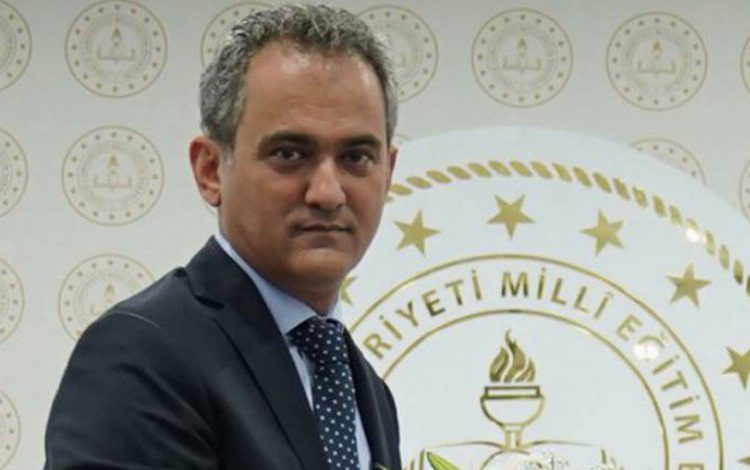 Bakan Özer: “Meslek liselerinde tarihi rekora imza attık”