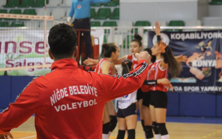 Niğde Belediyespor güçlü rakibine mağlup oldu Niğde Belediyespor güçlü rakibine mağlup oldu