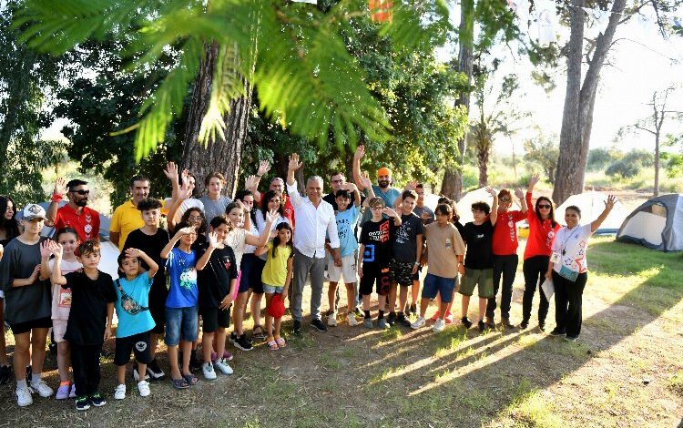 Antalya Muratpaşa’da çocuklar doğayla buluştu Antalya Muratpaşa’da çocuklar doğayla buluştu
