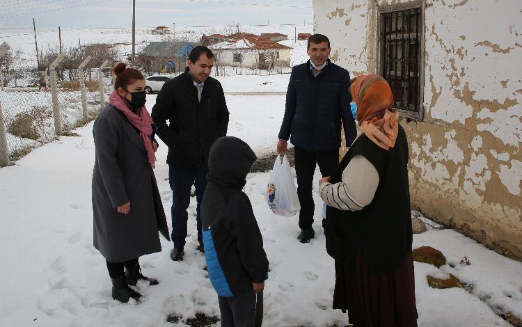 Ankara Gölbaşı’nda yardımlar adrese ulaştırıldı