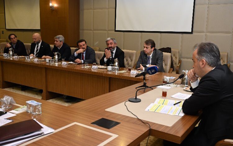 Bursa’da ‘Deprem Bilim Kurulu’ oluşturuldu Bursa’da ‘Deprem Bilim Kurulu’ oluşturuldu