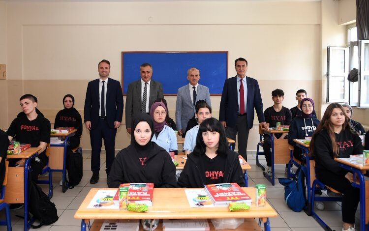 Başkan Dündar tecrübe paylaşımını sürdürüyor Başkan Dündar tecrübe paylaşımını sürdürüyor