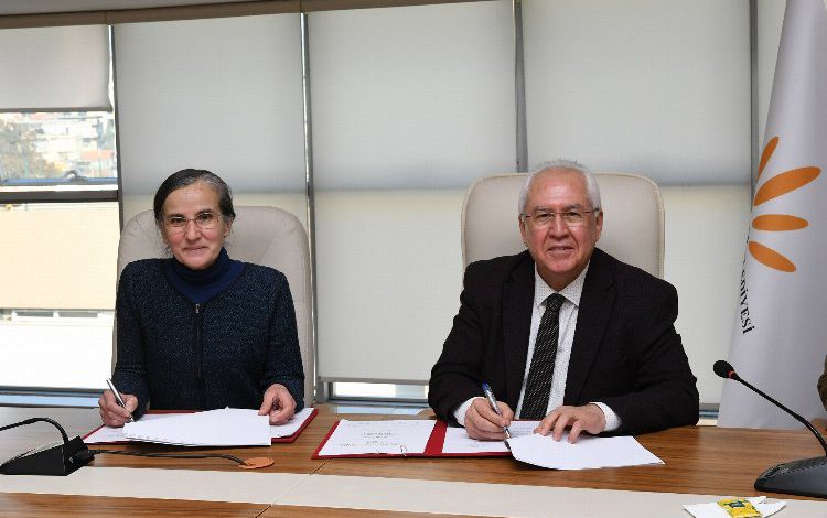 İzmir Karabağlar Belediyesi’nde SDT sevinci İzmir Karabağlar Belediyesi’nde SDT sevinci