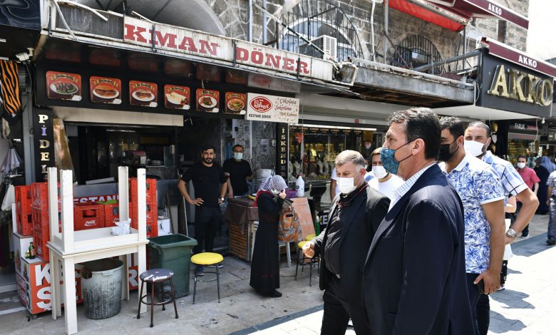 Bursa Osmangazi’de yanan işyerine ‘geçmiş olsun’ ziyareti Bursa Osmangazi’de yanan işyerine ‘geçmiş olsun’ ziyareti