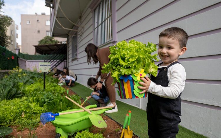 Çocuklara doğa ve paylaşım bilinci aşılanıyor