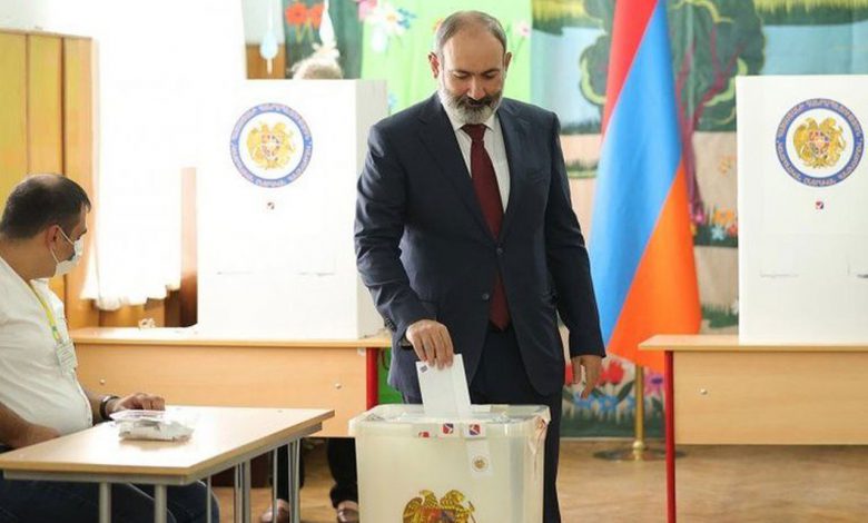 Ermenistan’da Paşinyan yeniden Başbakan oldu