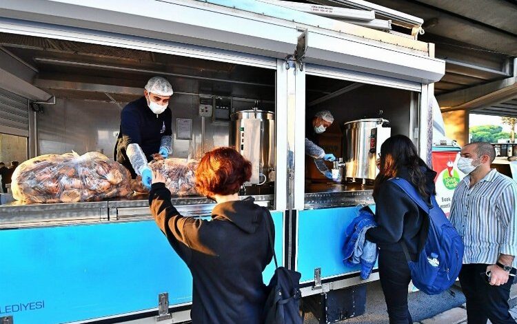 Beslenme çantaları ücretsiz doluyor Beslenme çantaları ücretsiz doluyor