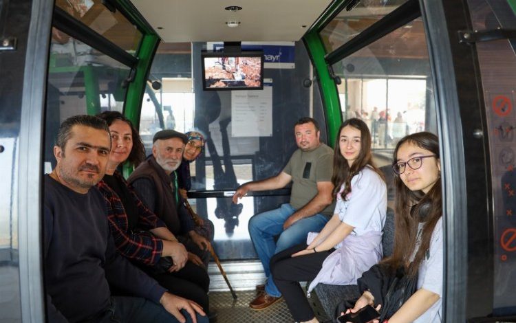 Kartepe Teleferiği 114 bin kişiyi zirveye taşıdı Kartepe Teleferiği 114 bin kişiyi zirveye taşıdı