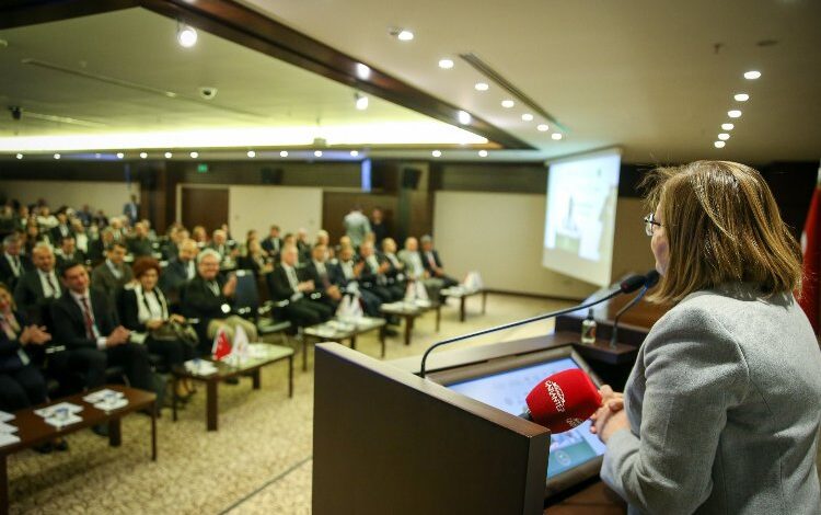 Başkan Şahin ‘Gaziantep Modeli’ni anlattı Başkan Şahin ‘Gaziantep Modeli’ni anlattı