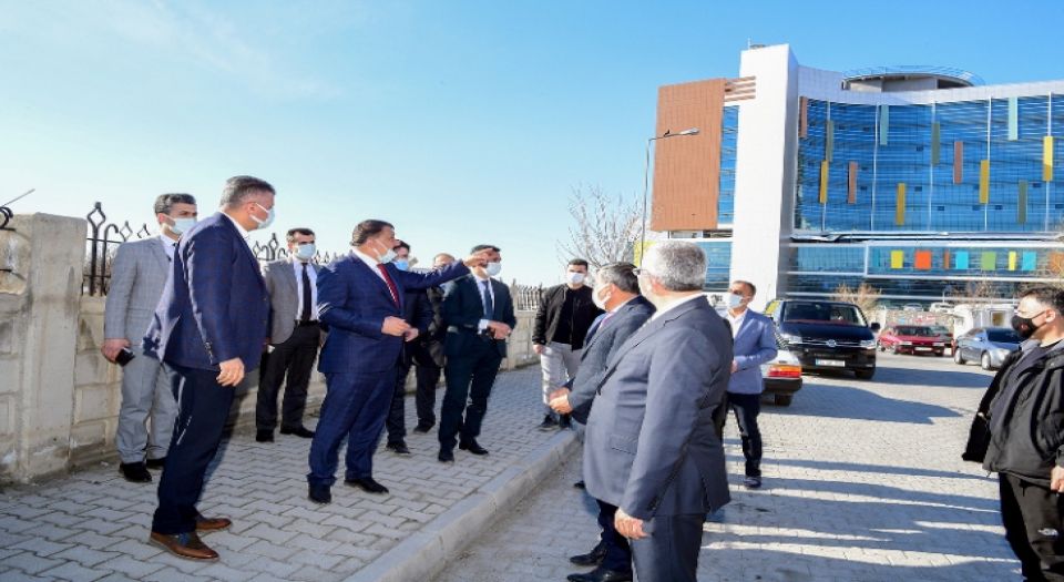 Malatya Eğitim ve Araştırma Hastanesi’nin trafiği rahatlayacak Malatya Eğitim ve Araştırma Hastanesi’nin trafiği rahatlayacak