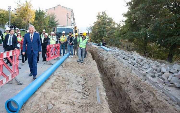 40 yıllık içme suyu hatları yenileniyor 40 yıllık içme suyu hatları yenileniyor
