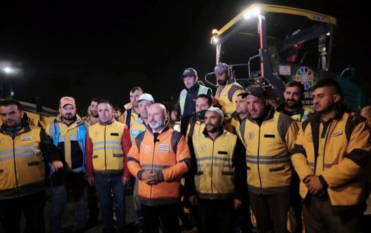 Kayseri Kocasinan’dan 40 saatlik hizmet rekoru Kayseri Kocasinan’dan 40 saatlik hizmet rekoru