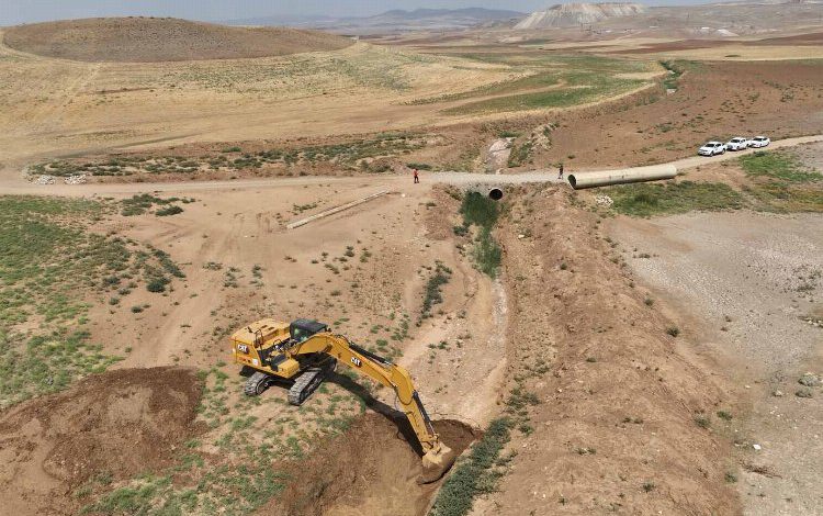 Balâ bölgesindeki drenaj çalışmaları hızla sürüyor Balâ bölgesindeki drenaj çalışmaları hızla sürüyor