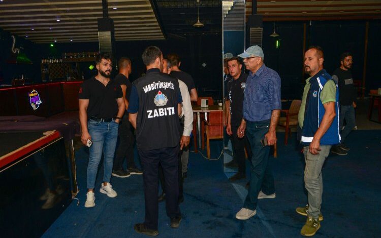 Eğlence mekanlarına “ses” baskını Eğlence mekanlarına “ses” baskını