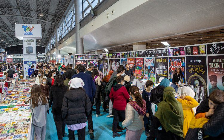 Bursalılar tam bir kitap kurdu çıktı!