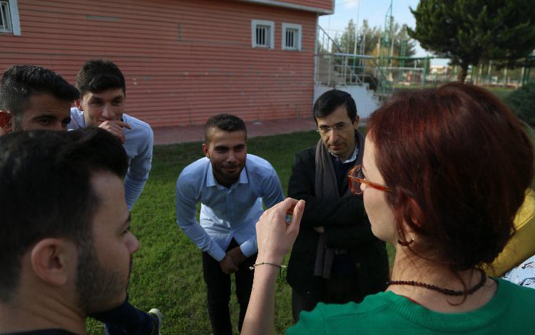 Köy öğretmenleri yalnız değil Köy öğretmenleri yalnız değil