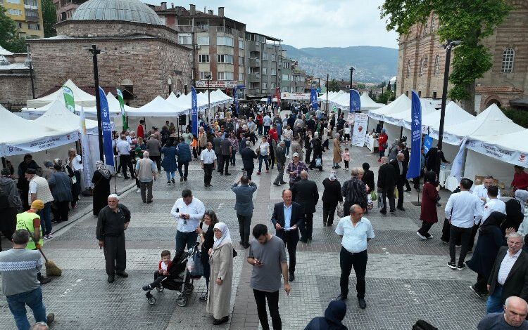 Türk mutfağı, Bursa’da tarihi meydana taşındı