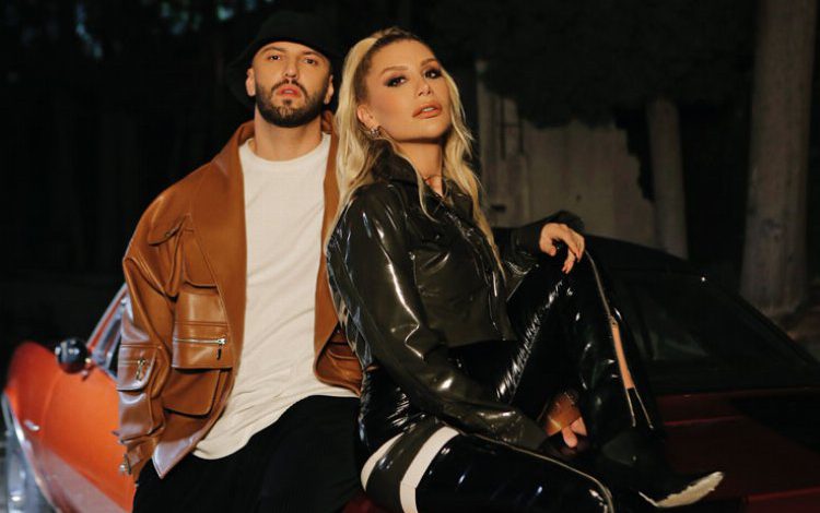 İrem Derici eski sevgilisiyle düet yaptı