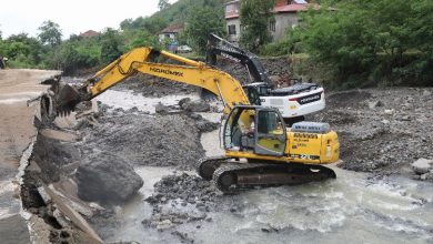 Sel felaketinin izleri siliniyor